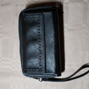 Vegan leather black wristlet (bin 5)